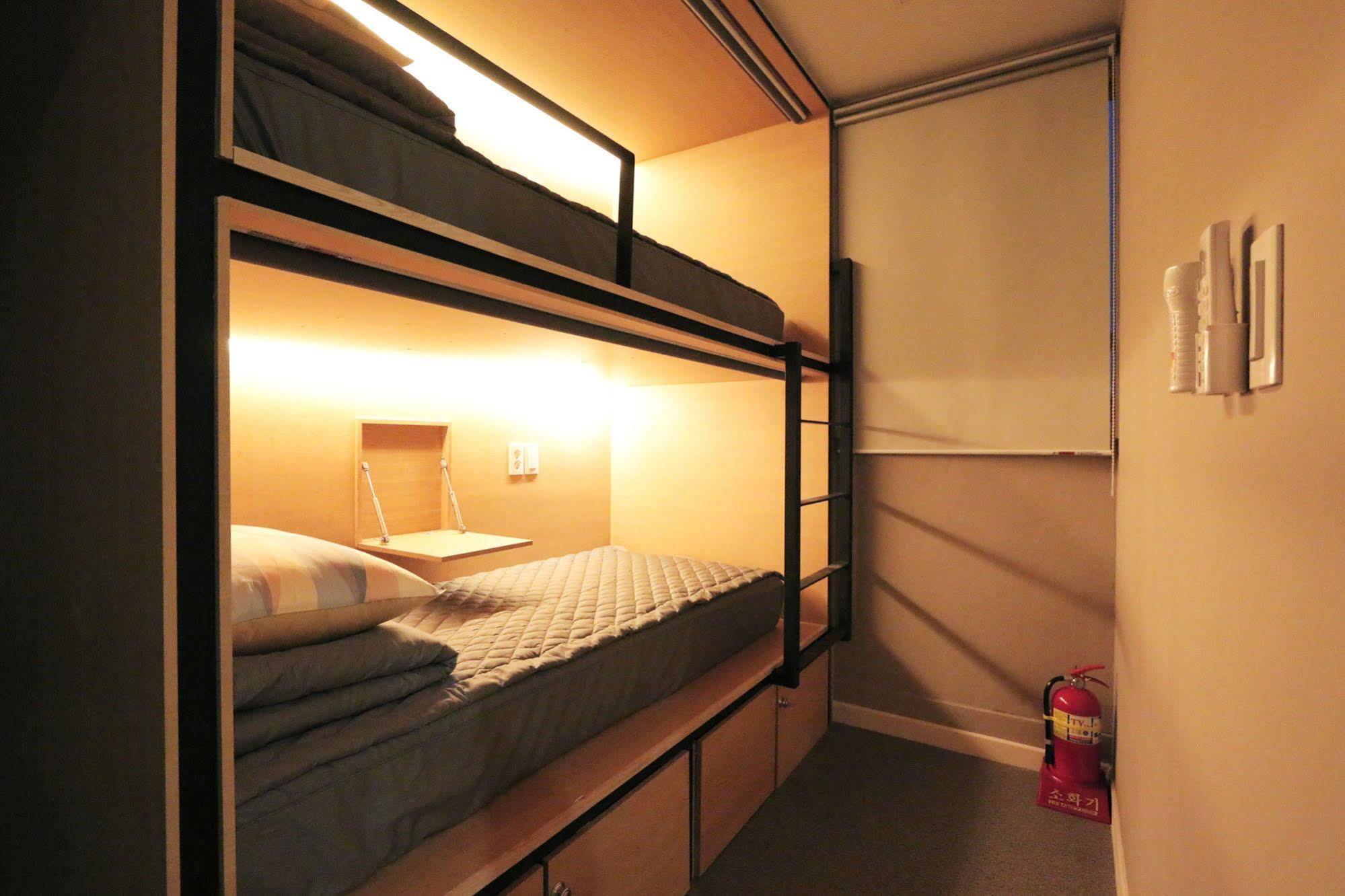 Blueboat Hostel Gyeongju Dış mekan fotoğraf